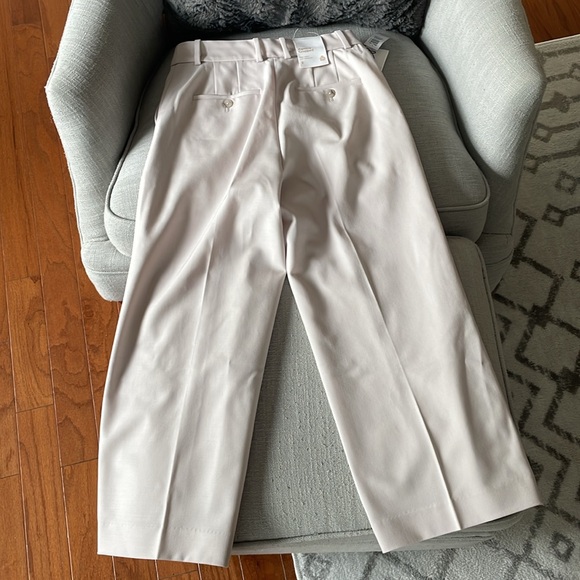 Babaton Cream Straight Leg, Crop Pants Tailored Elegance - Picture 2 of 5